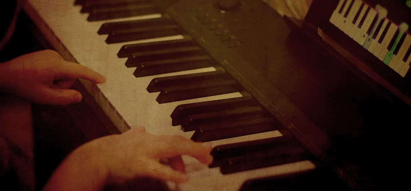 Hands at the piano
